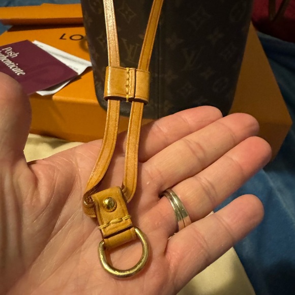 LV Neverfull MM - Picture 7 of 17